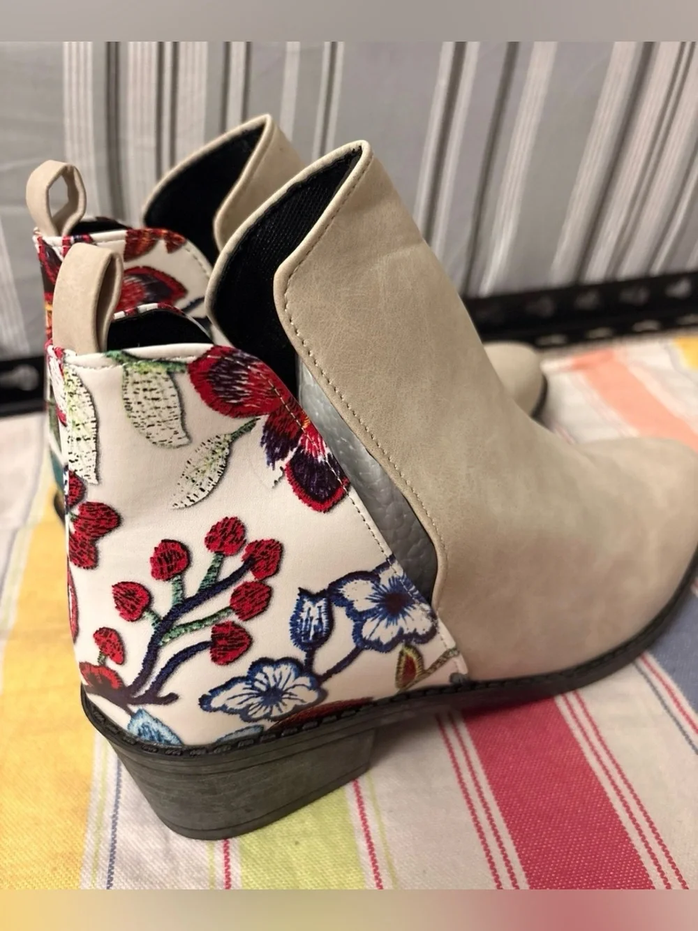 Vintage Taupe Ankle Boots with Floral Embroidered Heel